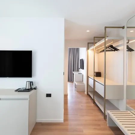 Отель Morina Влёра